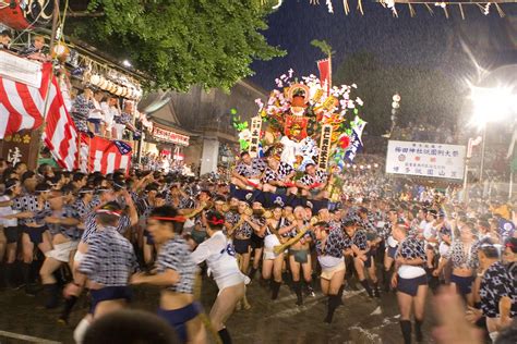 博多祇園山笠まつりがあつい！女性のふんどし姿も！？